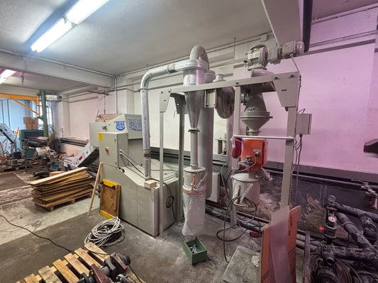 Dreher Delta 20/40 Schneidmühle Injection molding