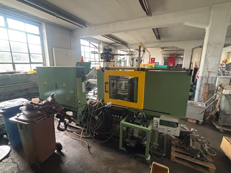 Arburg 270C 300-80 injection molding