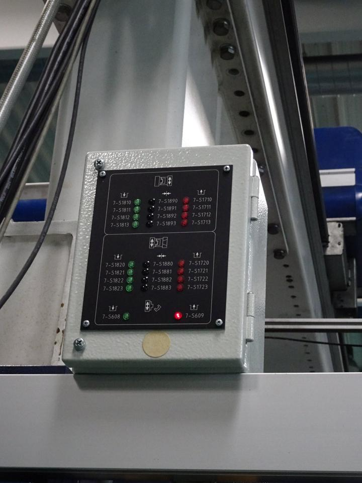 Krauss Maffei KM350 1900-C2 Spritzgießmaschine Injection Molding