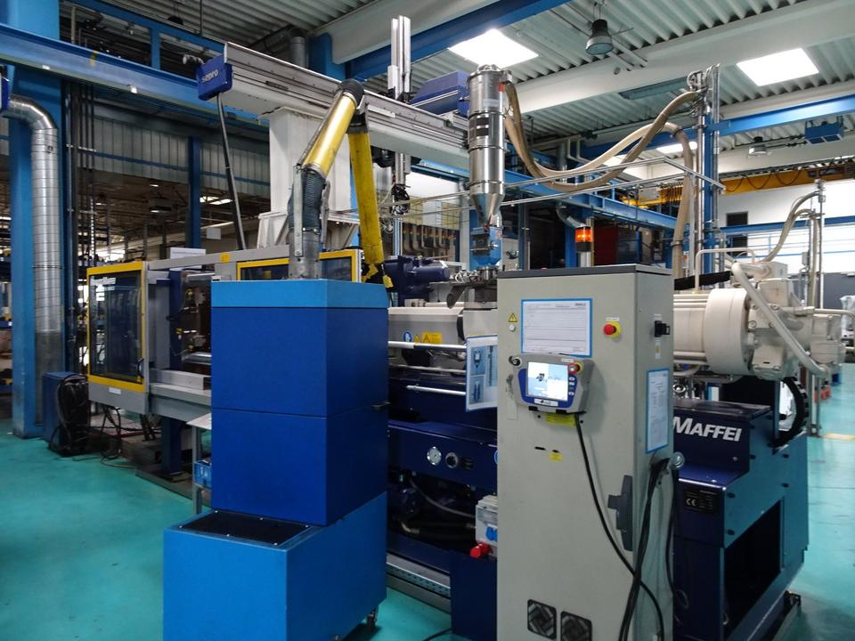 Krauss Maffei KM250 1900-C2 Spritzgussmaschine