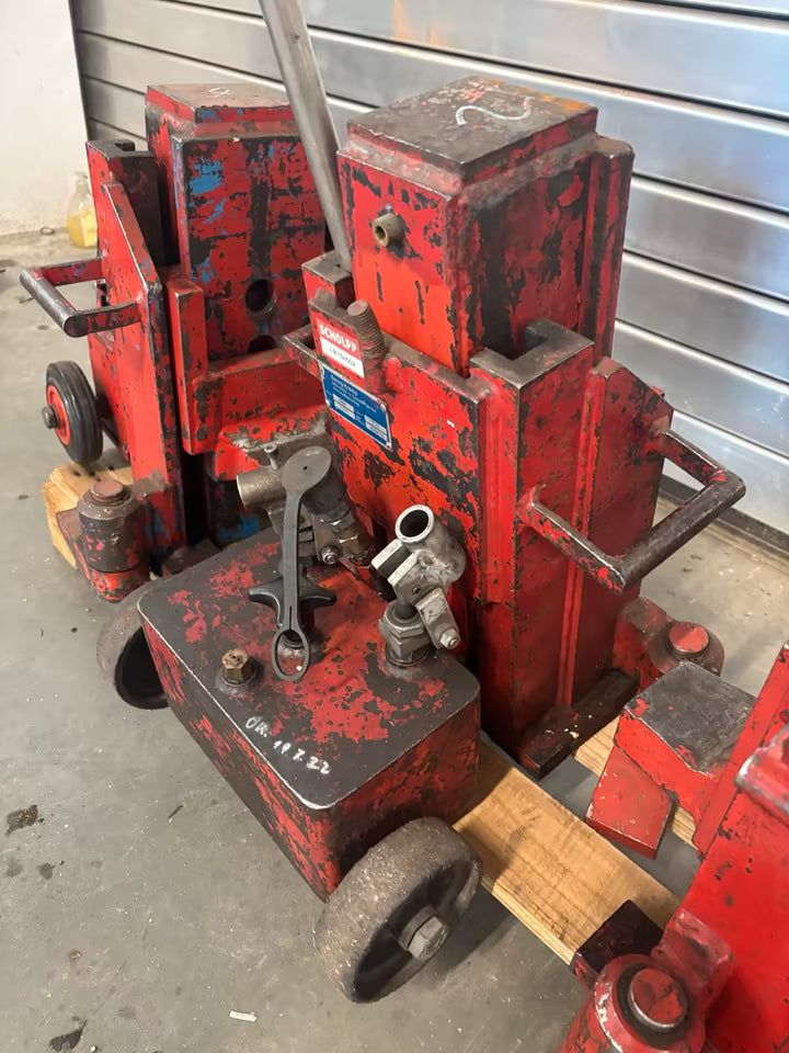 Maschinenheber Kramp H25 15 Tonnen Hydraulikheber