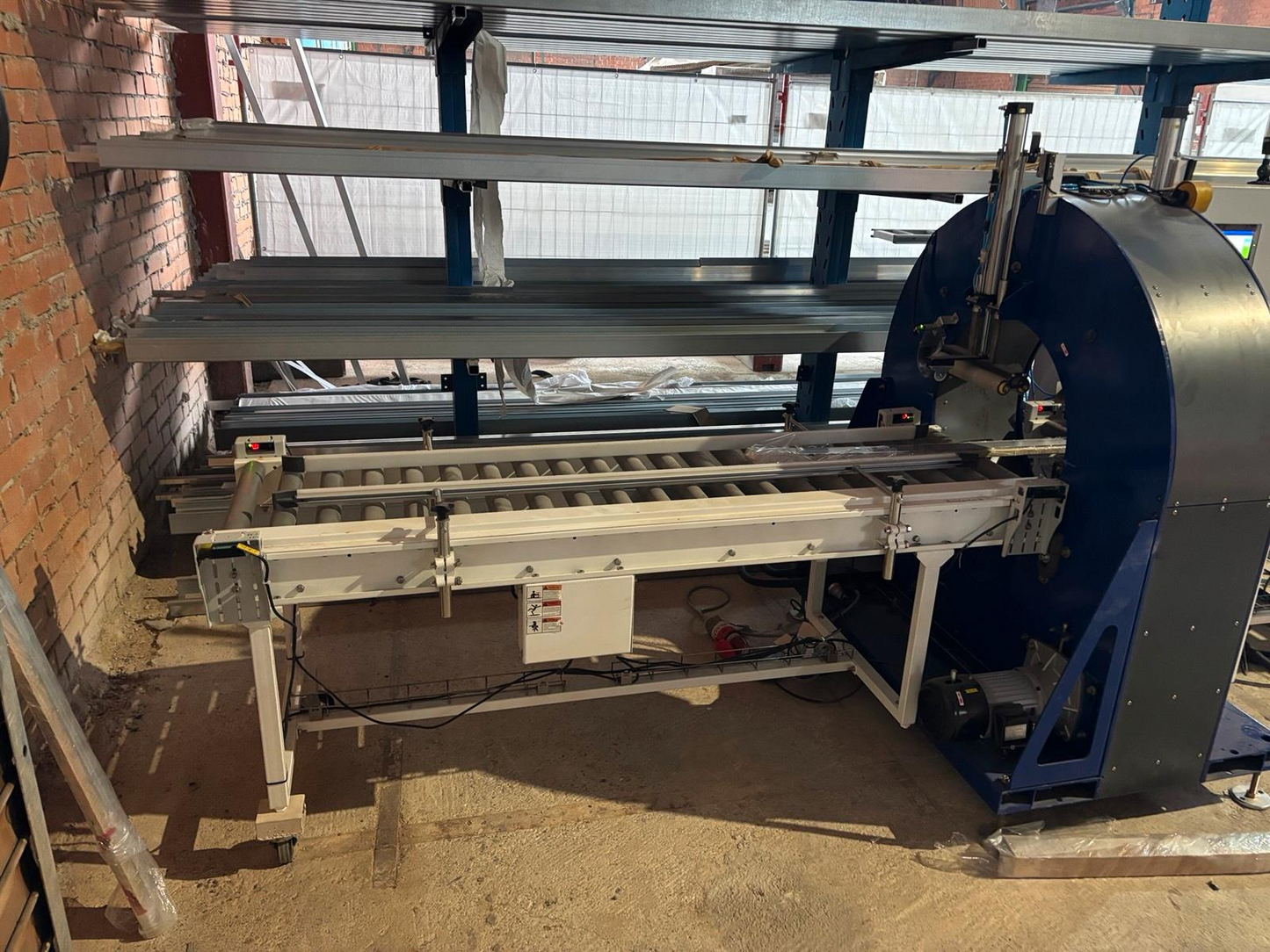 Stretchmaschine SCR-60 Verpackungsmaschine Horizontalwickler