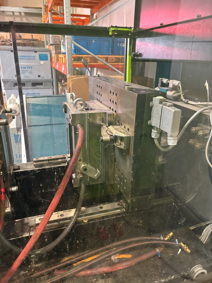 Engel ES330 / 75H Spritzgussmaschine Spritzgießen injection mold