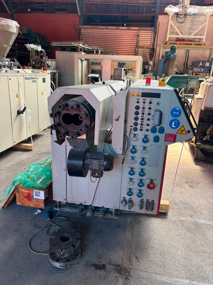 Krauss Maffei KMD90-32 P Extruder Kunststoff Doppelschnecke