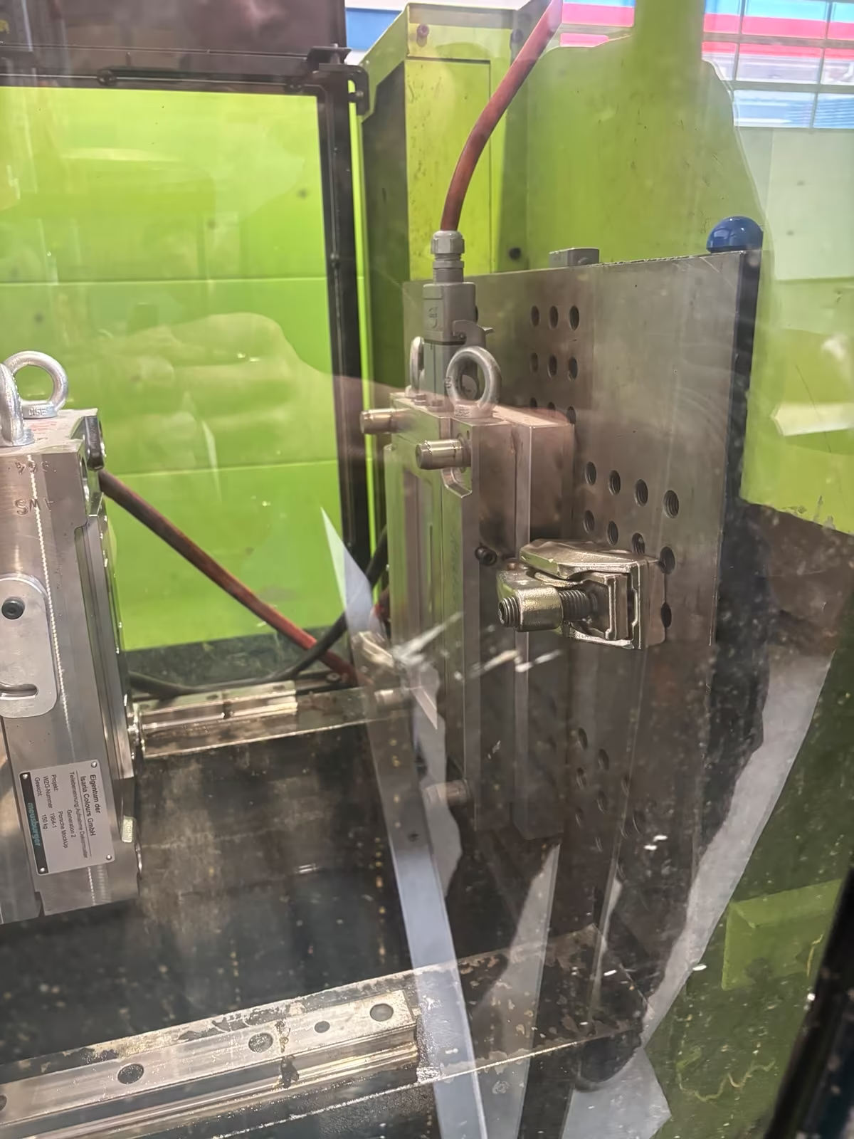 Engel ES330 / 75H Spritzgussmaschine Spritzgießen injection mold