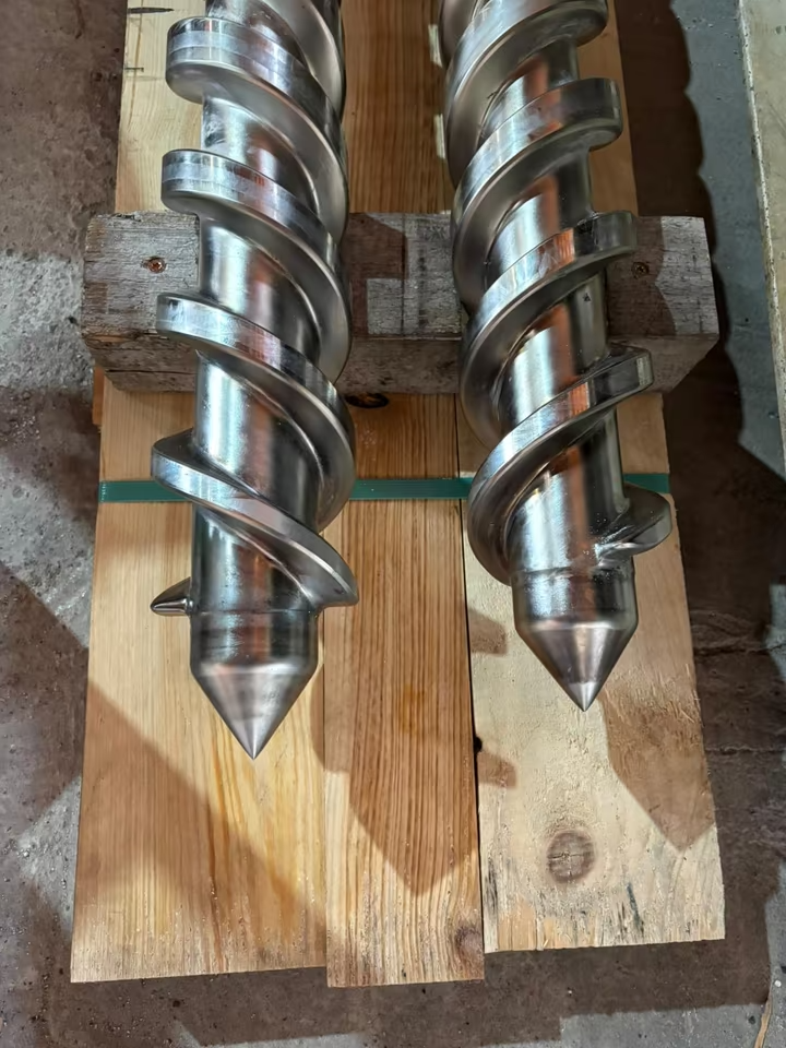 Krauss Maffei KMD 114-32 Extruder Doppelschneckenextruder