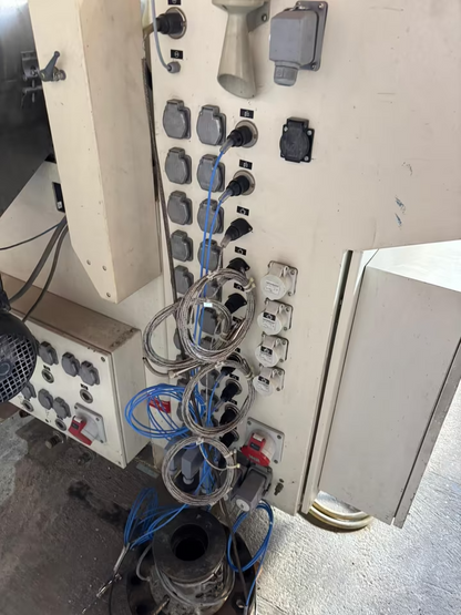 Krauss Maffei KMD 114-32 Extruder Doppelschneckenextruder