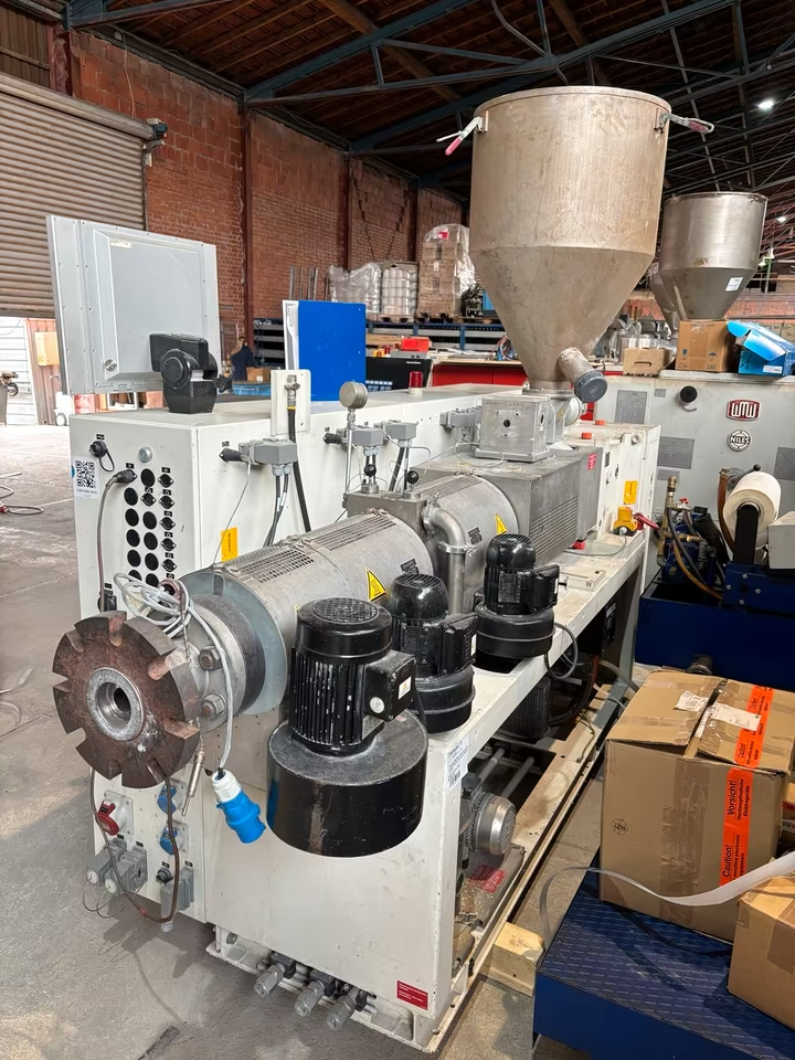 Krauss Maffei KMD63 K Extruder Kunststoff C5 Doppelschnecke