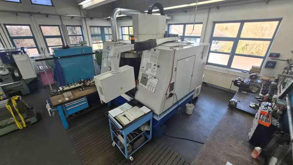 ZPS MCFV 1060NT P4700 Fräsmaschine CNC 3-Achs Werkzeugwechsler