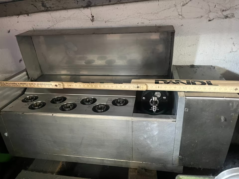 ZPS MCFV 1060NT P4700 Fräsmaschine CNC 3-Achs Werkzeugwechsler