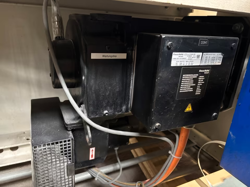 Krauss Maffei KMD63 K Extruder Kunststoff C5 Doppelschnecke