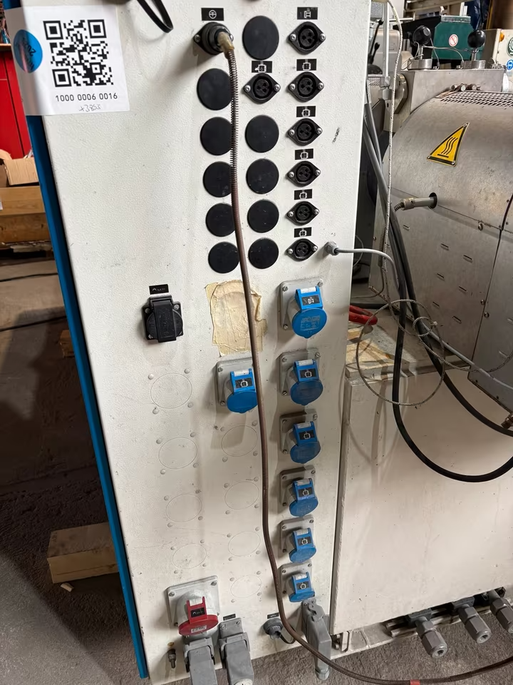Krauss Maffei KMD63 K Extruder Kunststoff C5 Doppelschnecke