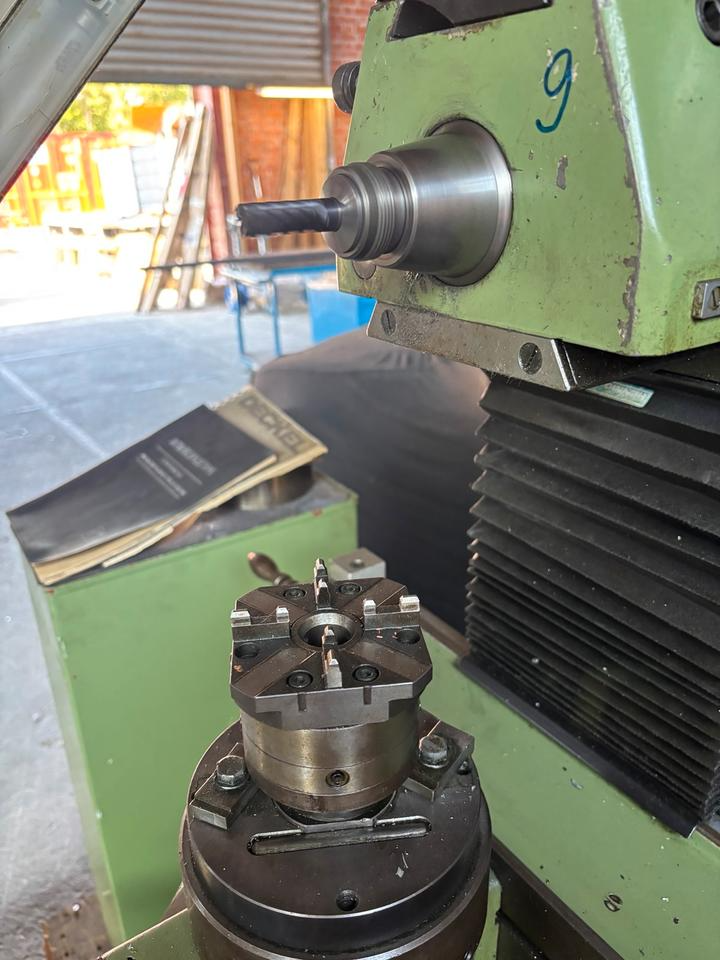Deckel FP1 Fräsmaschine Heidenhain Anzeige Teilapperat EROWA